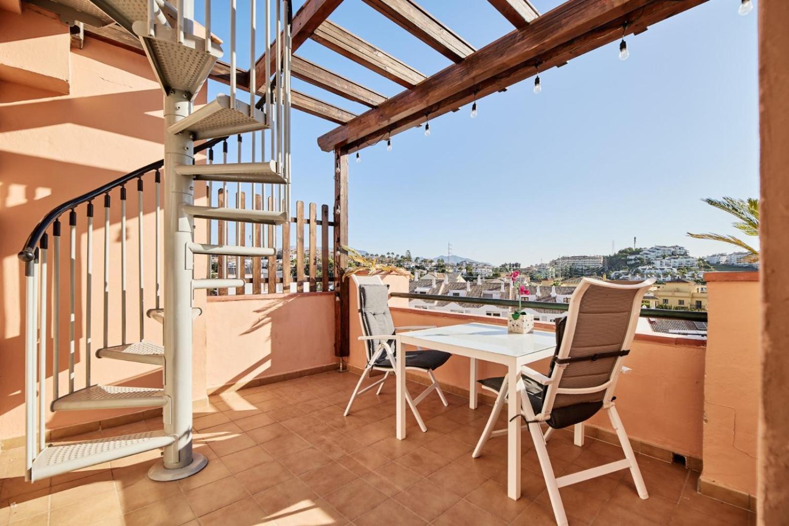 Cozy Penthouse Riviera Del Sol Apartment Malaga Luaran gambar